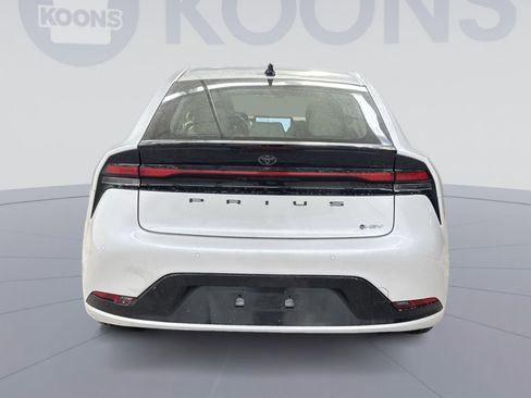 New 2026 Toyota Prius XLE image 5