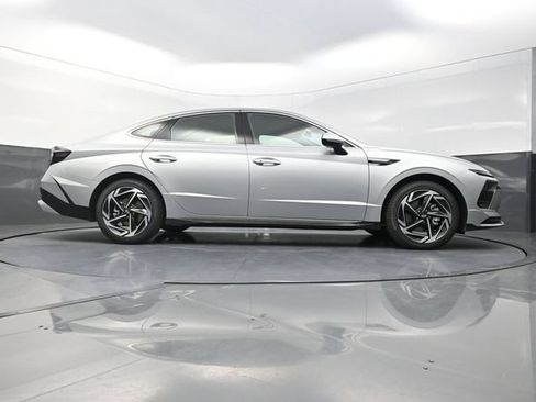 New 2026 Hyundai Sonata SEL FWD image 36