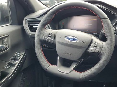 Certified 2025 Ford Escape ST-Line w/ Tech Pack #1 AWD/4WD image 33