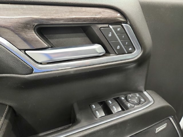 Used 2024 Chevrolet Silverado 1500 LTZ AWD/4WD image 16