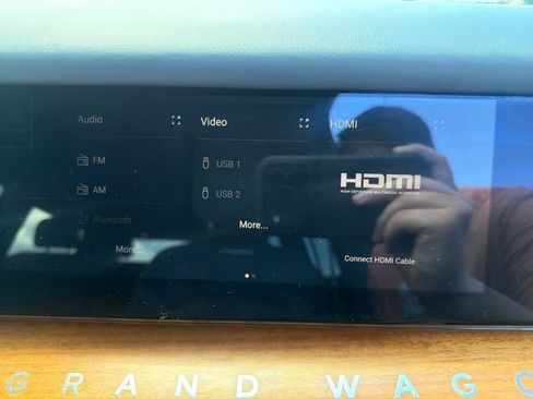 Used 2022 Jeep Grand Wagoneer Series II w/ Convenience Group III AWD/4WD image 36