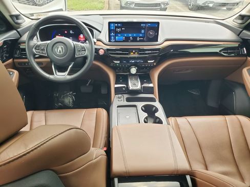 Used 2025 Acura MDX FWD w/ Technology Package image 10