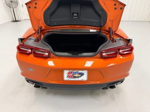 Certified 2023 Chevrolet Camaro LT w/ Technology Package RWD image 21