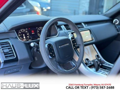 Used 2020 Land Rover Range Rover Sport HST image 12