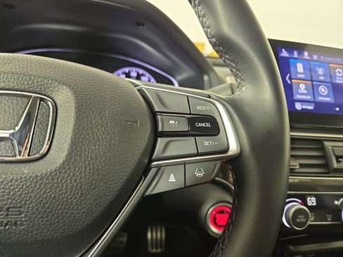 Used 2022 Honda Accord Sport Special Edition image 16