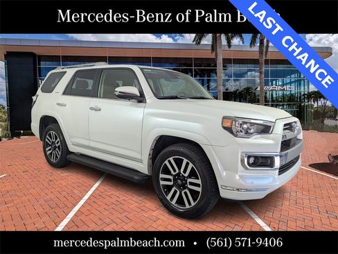 Used 2024 Toyota 4Runner Limited image 1