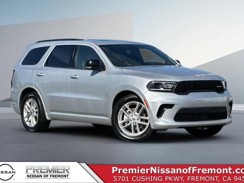 Used 2024 Dodge Durango GT RWD image 1