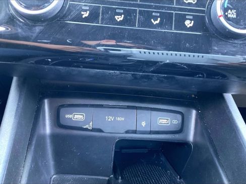Used 2022 Hyundai Santa Cruz SEL w/ Activity Package FWD image 32
