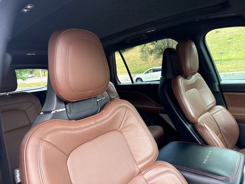 Certified 2023 Lincoln Aviator Reserve w/ Equipment Group 201A AWD/4WD image 33