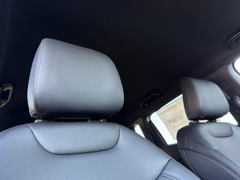 New 2026 Jeep Compass Latitude AWD/4WD image 19