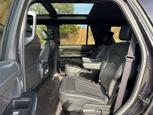 Used 2021 Ford Expedition Limited image 26
