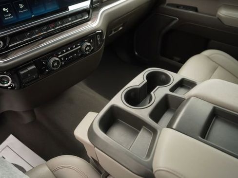 Used 2023 Chevrolet Silverado 1500 LTZ image 28