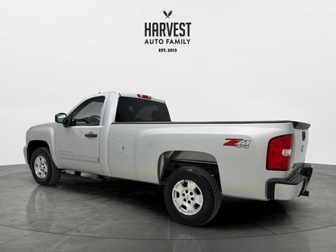 Used 2011 Chevrolet Silverado 1500 LT w/ Interior Plus Package AWD/4WD image 2