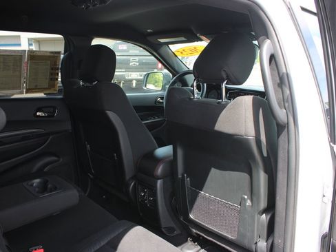 Used 2025 Dodge Durango GT RWD image 31