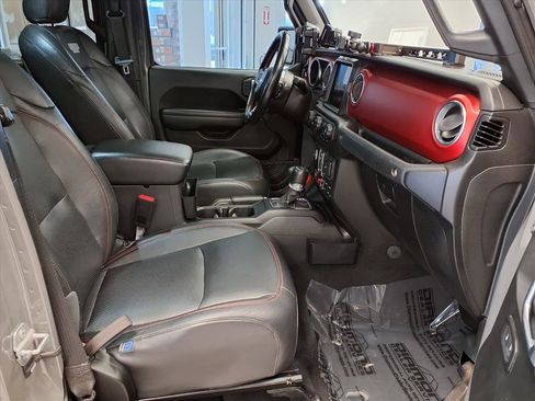 Used 2021 Jeep Gladiator Rubicon image 10