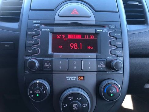 Used 2010 Kia Soul + image 48