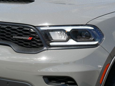Used 2025 Dodge Durango GT AWD/4WD image 16