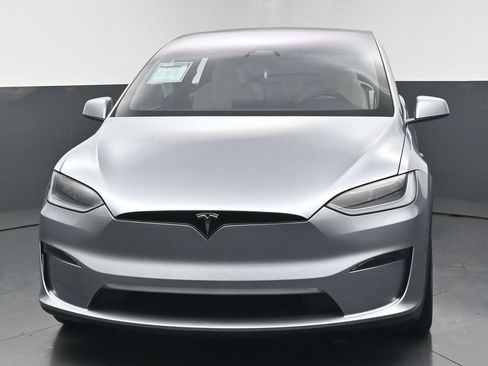 Used 2025 Tesla Model X AWD/4WD image 6
