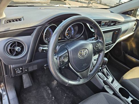 Used 2018 Toyota Corolla iM FWD image 15
