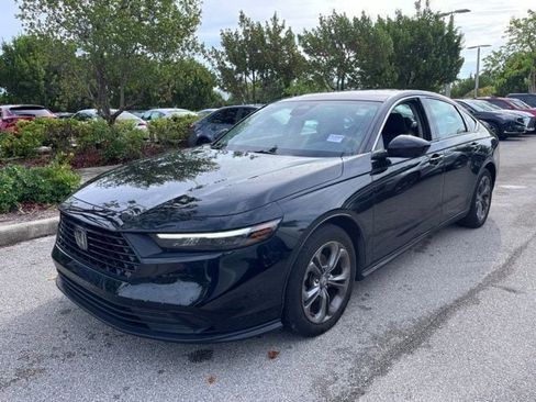 Used 2023 Honda Accord EX image 2