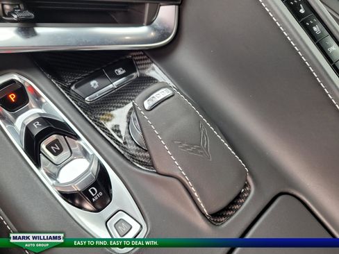 Used 2021 Chevrolet Corvette Stingray Premium Conv w/ Z51 Performance Package image 26