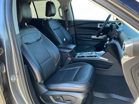 Used 2021 Ford Explorer Limited w/ Equipment Group 301A image 44