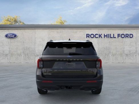 New 2026 Ford Explorer Active RWD image 30