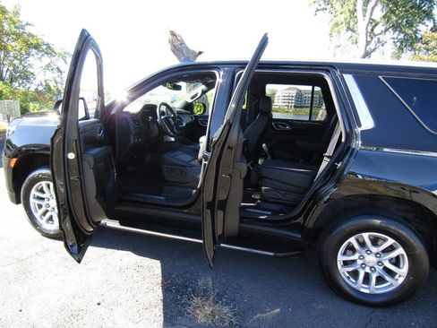 Used 2024 Chevrolet Tahoe LT image 31