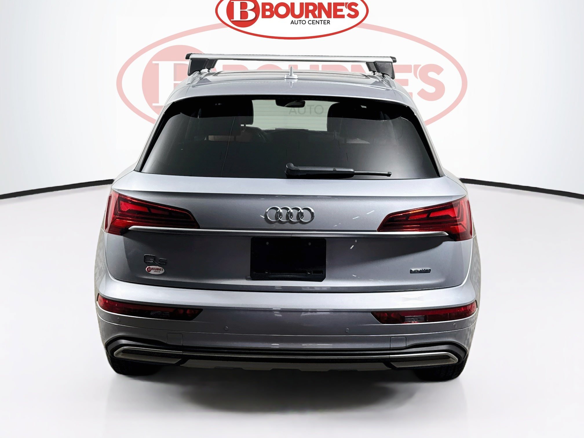 Used 2023 Audi Q5 2.0T Premium w/ Convenience Package AWD/4WD image 9