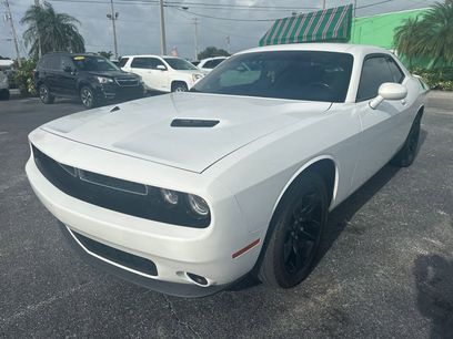 Used 2019 Dodge Challenger SXT