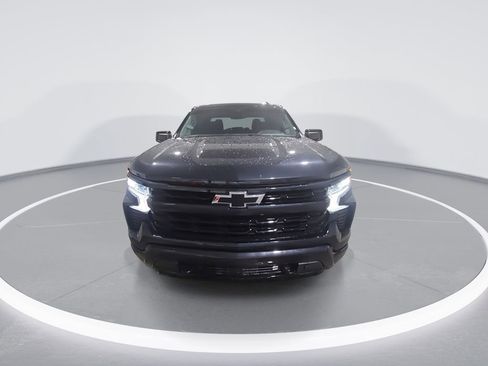 Used 2024 Chevrolet Silverado 1500 RST w/ Z71 Off-Road Package AWD/4WD image 3