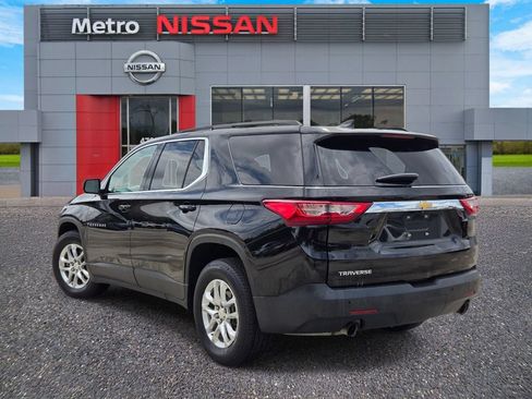 Used 2020 Chevrolet Traverse LT FWD image 4