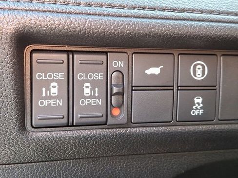 Used 2023 Honda Odyssey Sport image 26