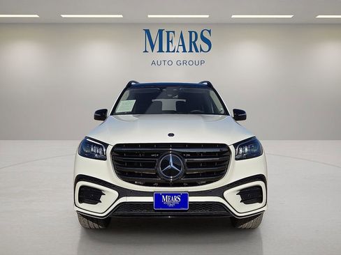 Used 2024 Mercedes-Benz GLS 450 4MATIC w/ Pinnacle Trim Package image 8