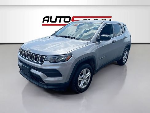 Used 2023 Jeep Compass Sport AWD/4WD image 3
