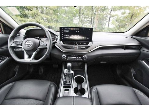 Used 2025 Nissan Altima 2.5 SL image 7