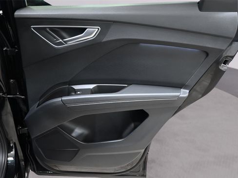 Used 2022 Audi Q4 e-tron Premium image 19