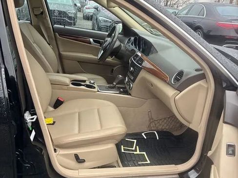 Used 2012 Mercedes-Benz C 300 C 300 4MATIC Luxury Sedan 4D image 15