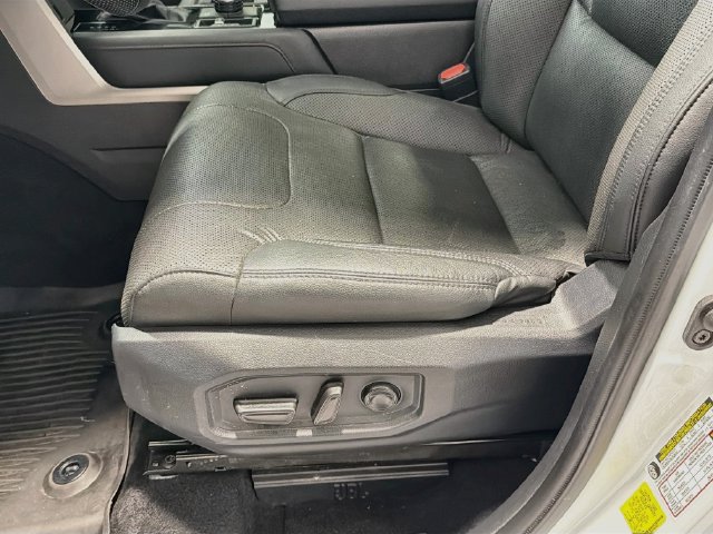 Used 2024 Toyota Tundra Limited AWD/4WD image 15