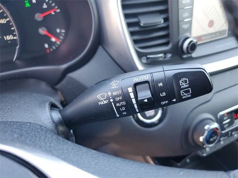 Used 2019 Kia Sorento SX image 24