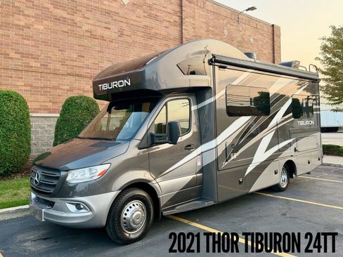 Used 2020 Mercedes-Benz Sprinter 3500 image 1