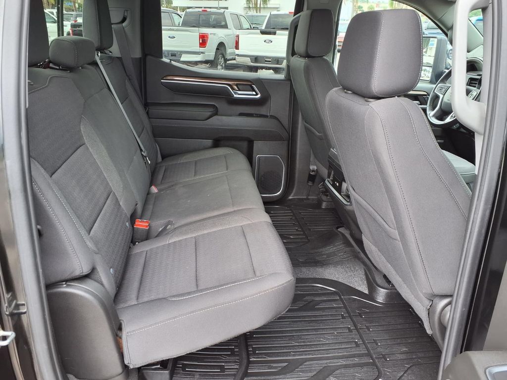 Used 2023 Chevrolet Silverado 1500 RST w/ True North Edition Plus AWD/4WD image 16