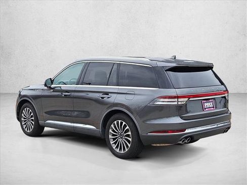 Used 2020 Lincoln Aviator Reserve w/ Equipment Group 201A image 8