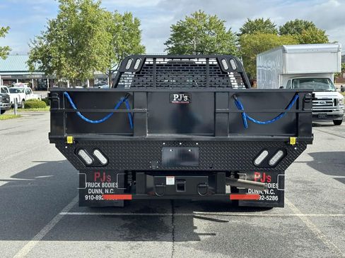 New 2024 Ford F350 XL w/ XL Chrome Package image 3