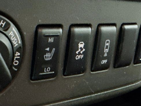 Used 2015 Nissan Frontier SV w/ SV Value Truck Package image 20