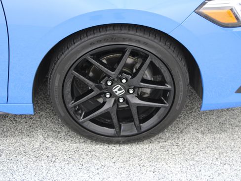 Used 2024 Honda Civic Sport image 5