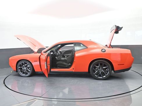 Used 2023 Dodge Challenger R/T w/ Blacktop Package image 64