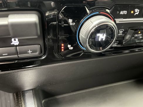 Certified 2023 Chevrolet Silverado 1500 RST image 24