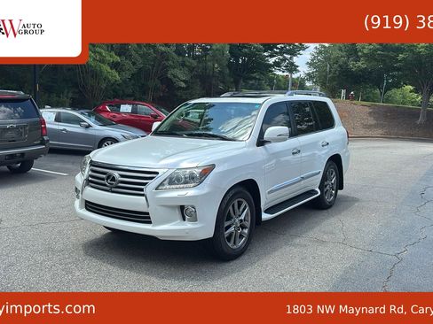 Used 2013 Lexus LX 570 4WD w/ Luxury Pkg image 1