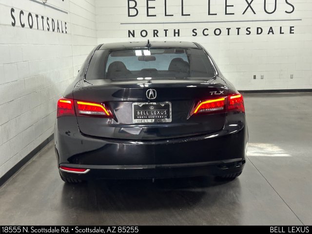 Used 2017 Acura TLX FWD image 5